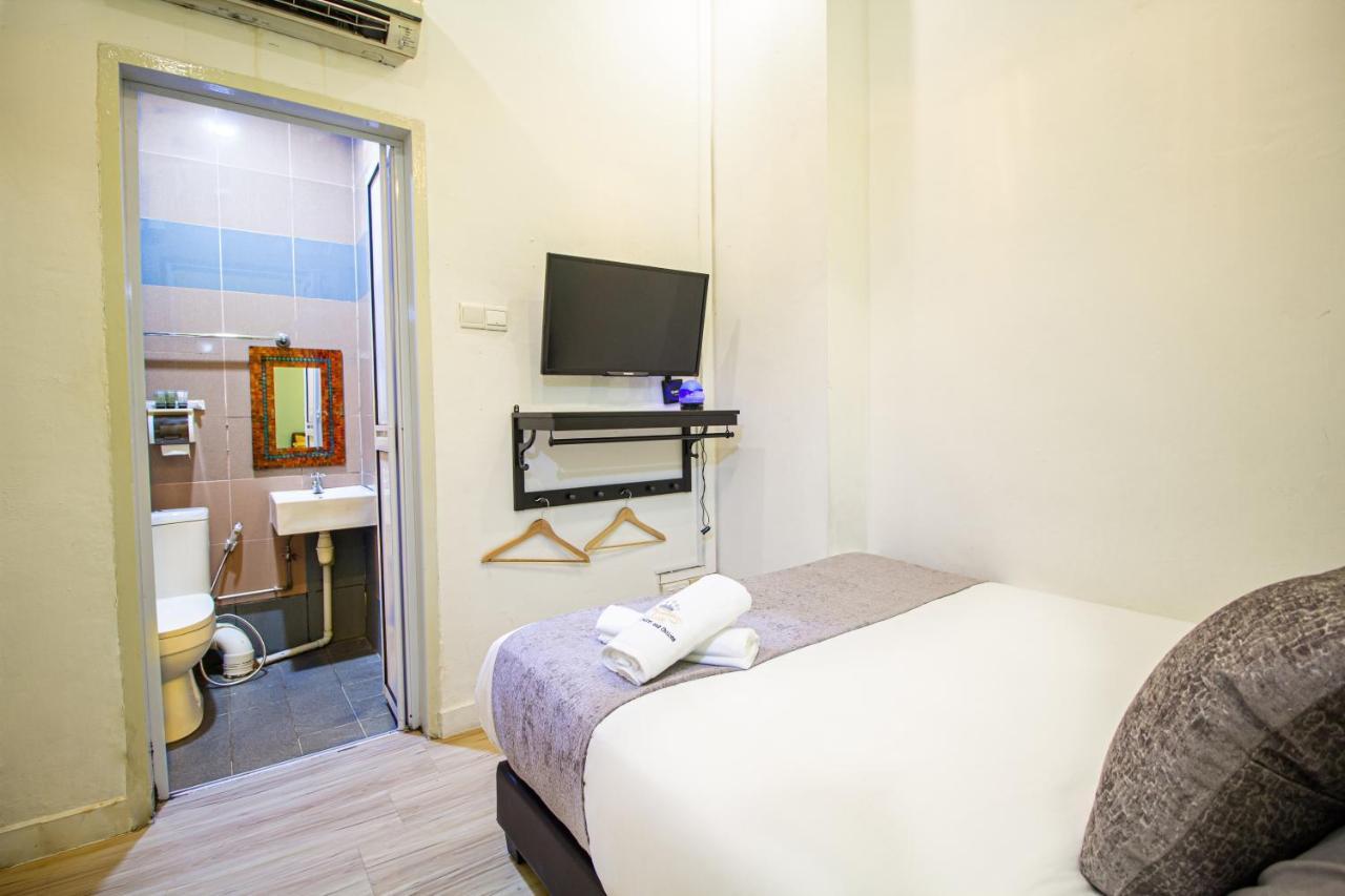 Q Loft Hotels@Geylang Singapore Exterior photo
