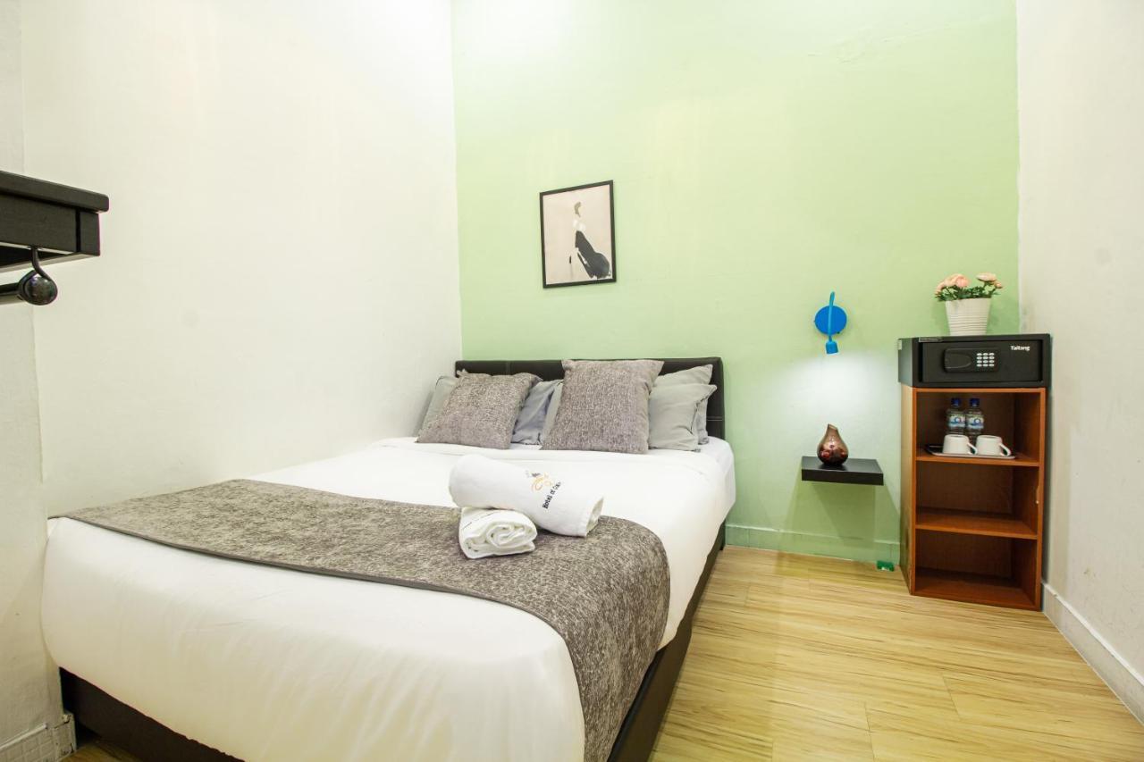 Q Loft Hotels@Geylang Singapore Exterior photo